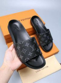 Picture of LV Slippers _SKU392699564632103